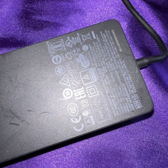 📌Microsoft Surface Dock (Pd9-00003),Black - Picture 8 of 9